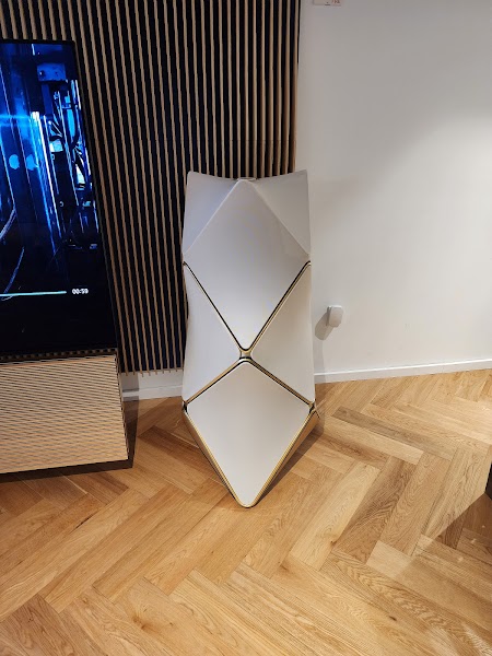 Bang & Olufsen