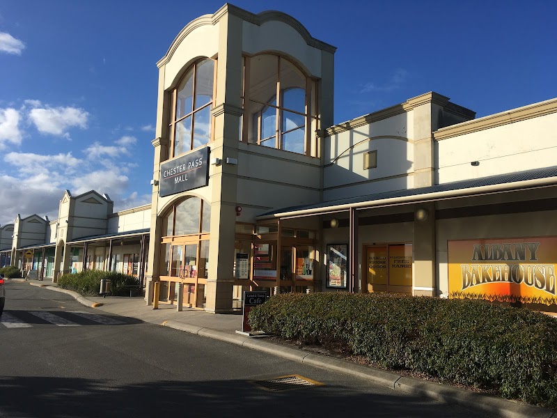 Chester Pass Mall in Albany