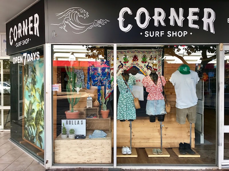 Corner Surf Shop