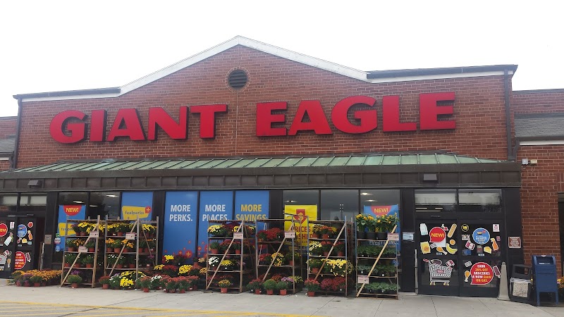 Giant Eagle Supermarket