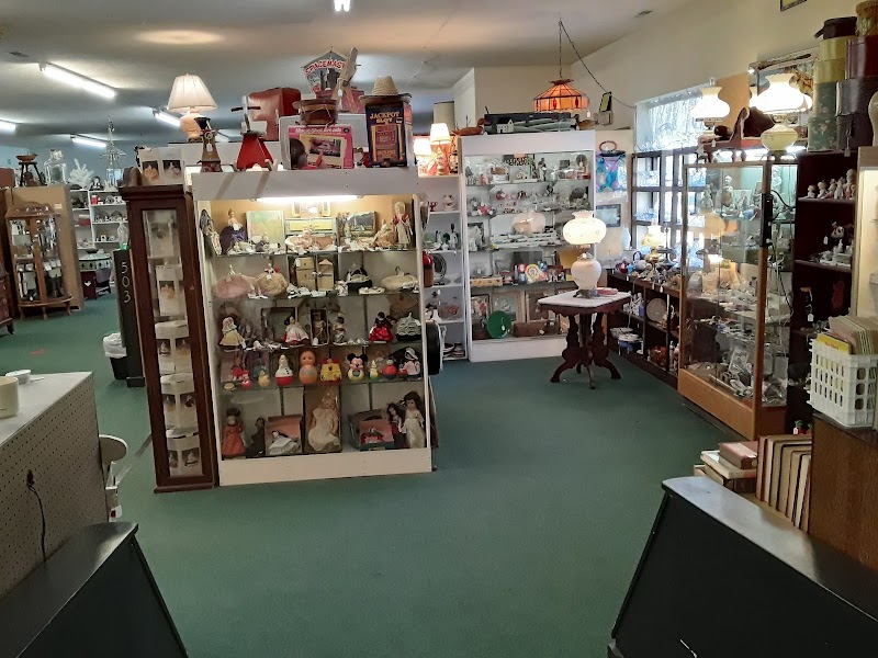 Southport Antique Mall in Indianapolis IN