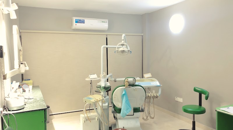 Al Abrah Clinic in Naif, Dubai