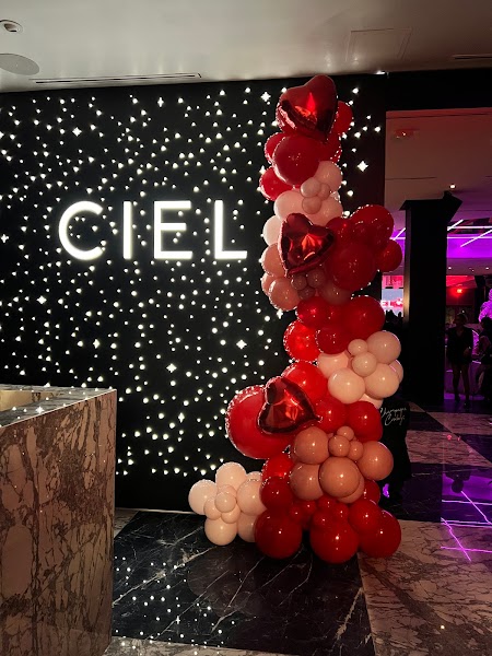 CIEL Restaurant & Lounge