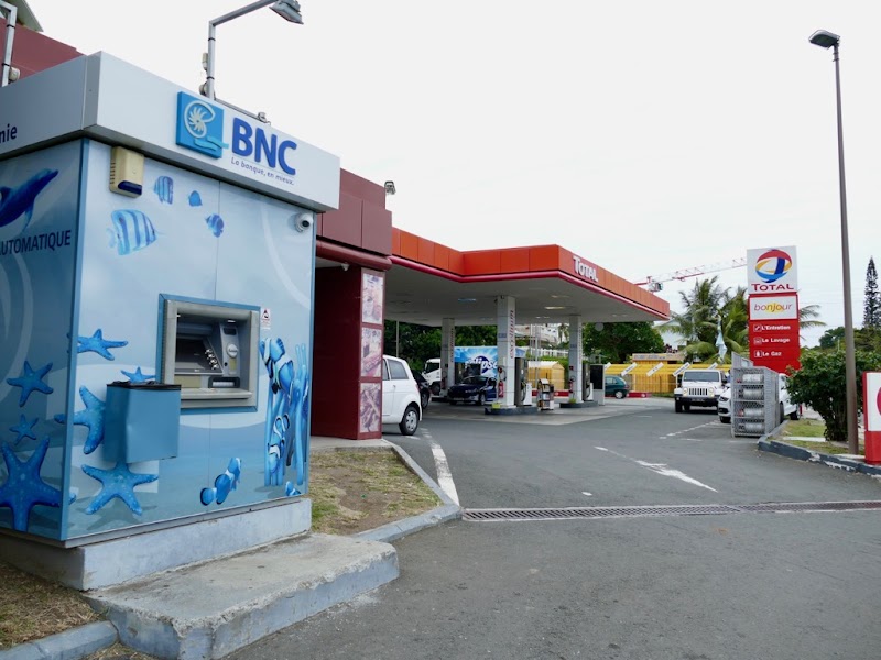 BNC - Distributeur de l'Anse-Vata in Nouméa, New Caledonia