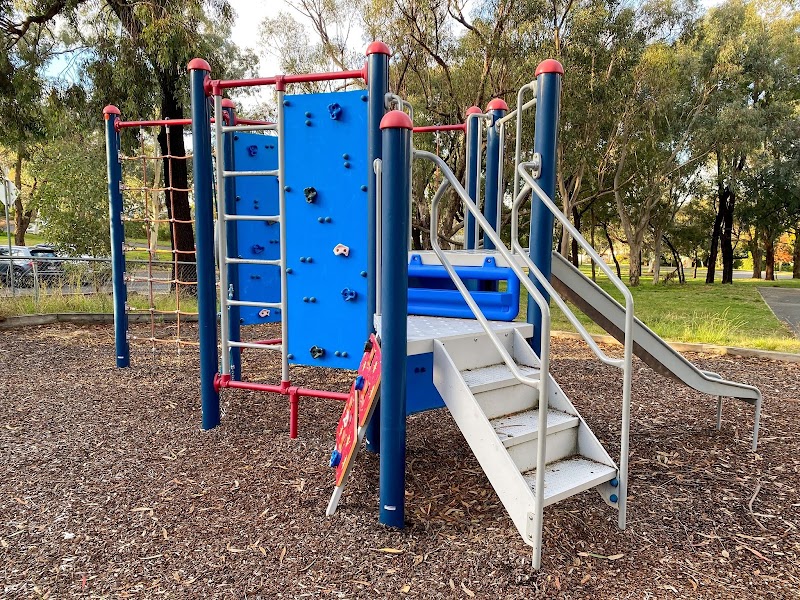 Haig Park Nature Playground in Canberra, Australia