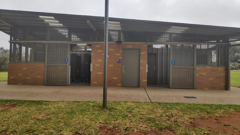 Ornamental Lakes Park Public Toilets in Mildura, Victoria