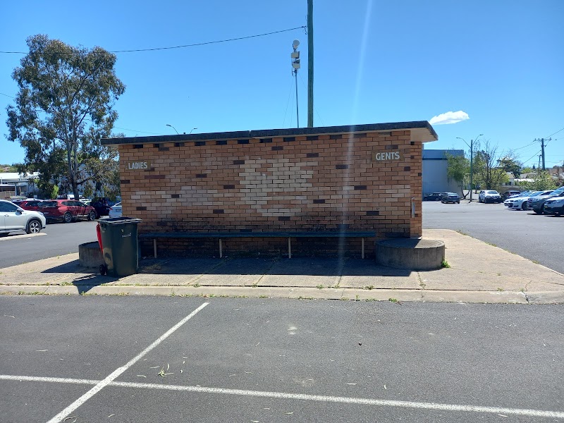 Public Toilet in Bathurst, New South Wales