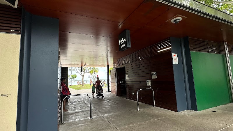 Public toilets in Cairns, Queensland