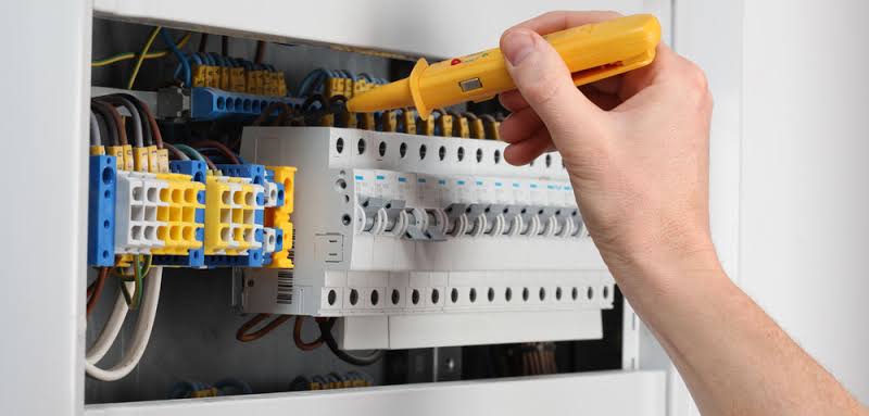 Sparking Larkings Electrical Contractors | Wollongong in Wollongong, New South Wales