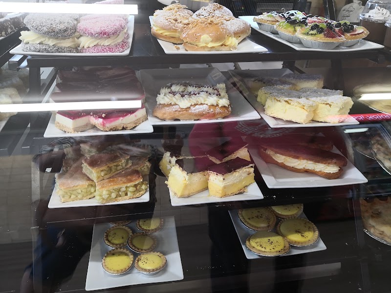 Yarragon Country Style Bakery in Traralgon, Victoria