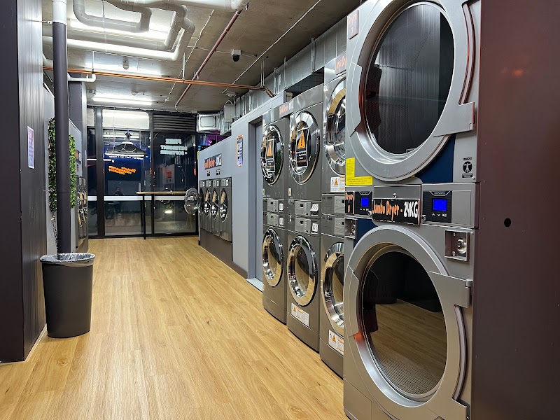 N-Less Washing Laundromat Braddon in Canberra, Australia