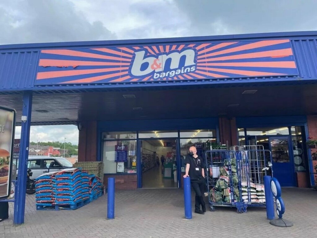 B&m Bargains Stoke On Trent