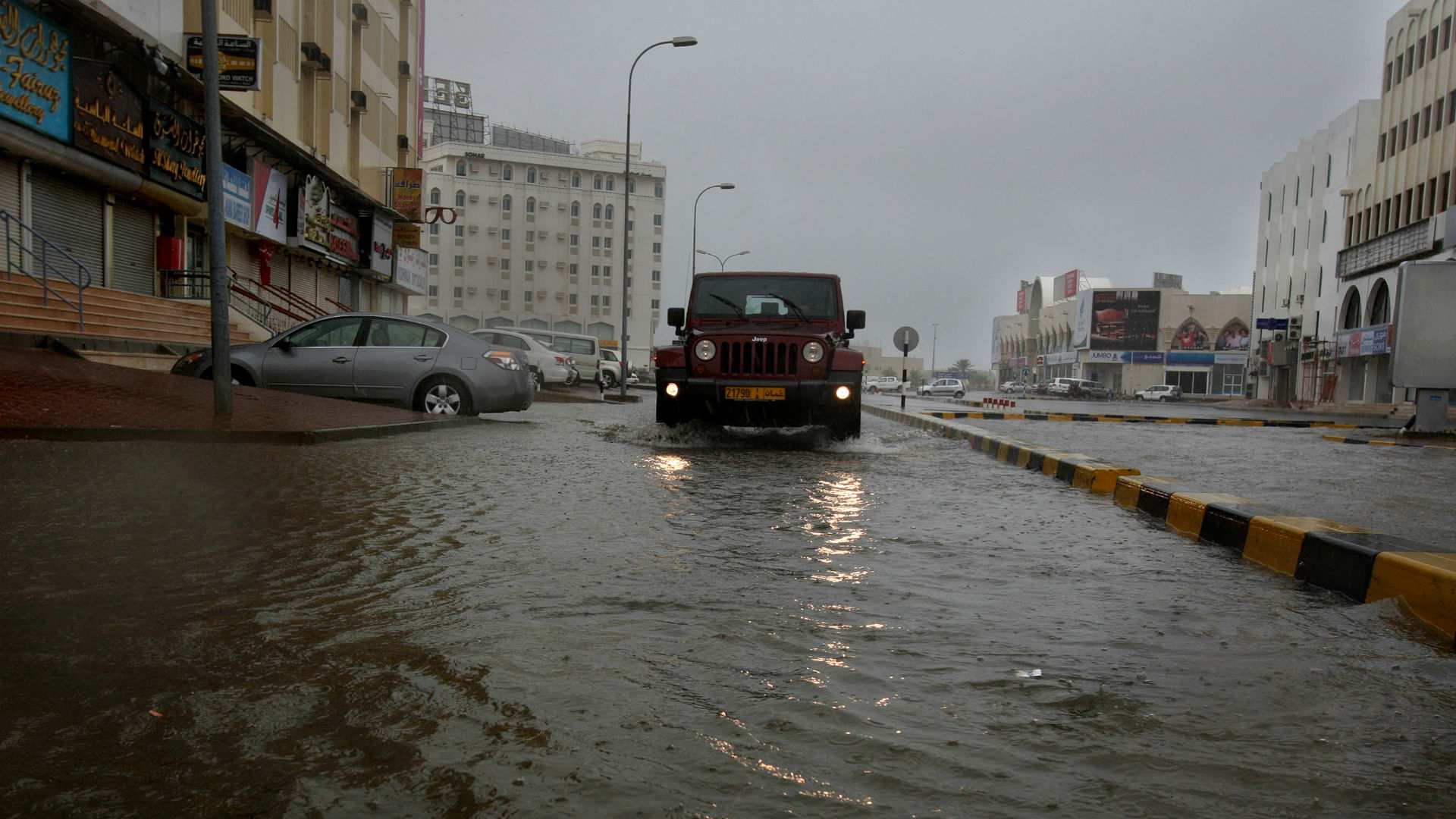 Footage Photos of Rains Flood Abu Dhabi - Ulastempat International