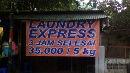Laundromate Laundry Koin Express yang ada di Tanjung Priok, Jakarta Utara