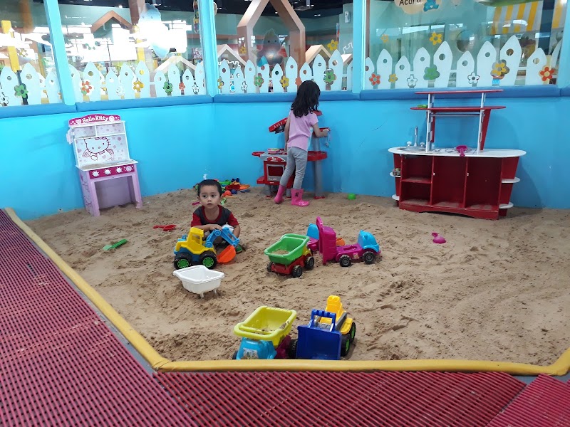 Salah satu playground yang ada di Bintaro, Jakarta Selatan