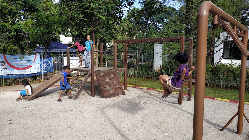 Salah satu playground yang ada di Kelapa Gading, Jakarta Utara