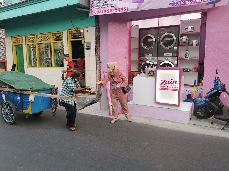Zain Laundry Kampung Rawa yang ada di Johar Baru, Jakarta Pusat