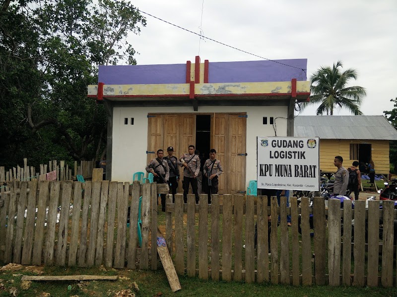 Foto apotek terdekat di Kab. Muna Barat