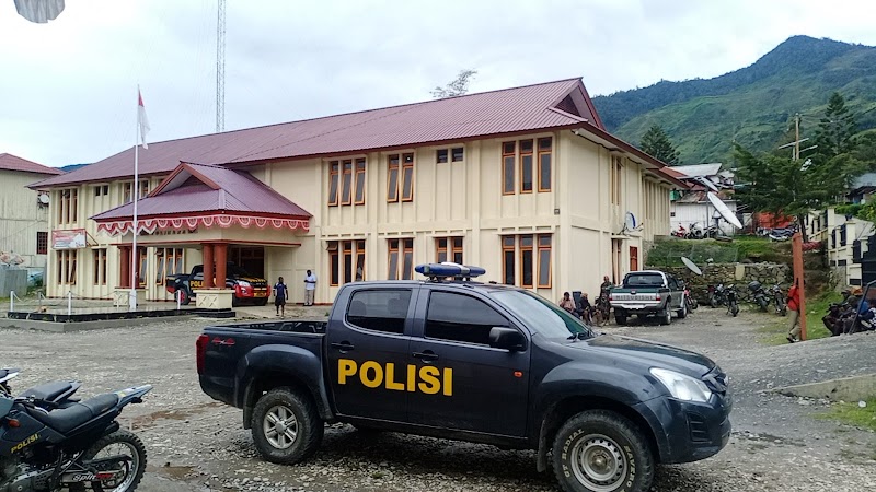 Foto apotek terdekat di Kab. Tolikara