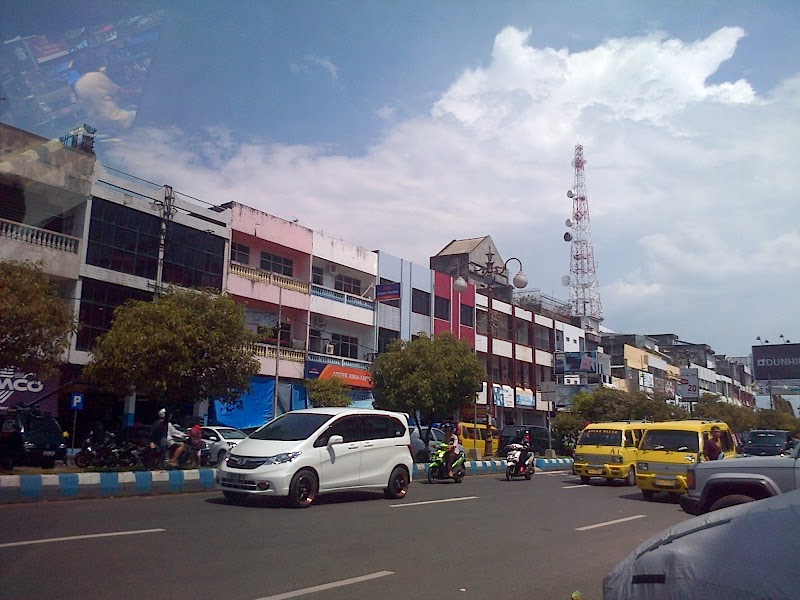 Foto apotek terdekat di Kota Bengkulu