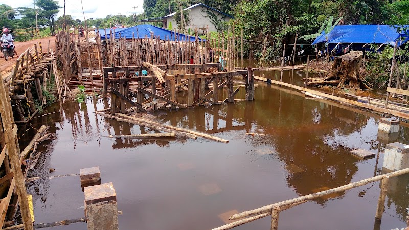 Foto Pom Bensin terdekat di Kab. Kapuas Hulu