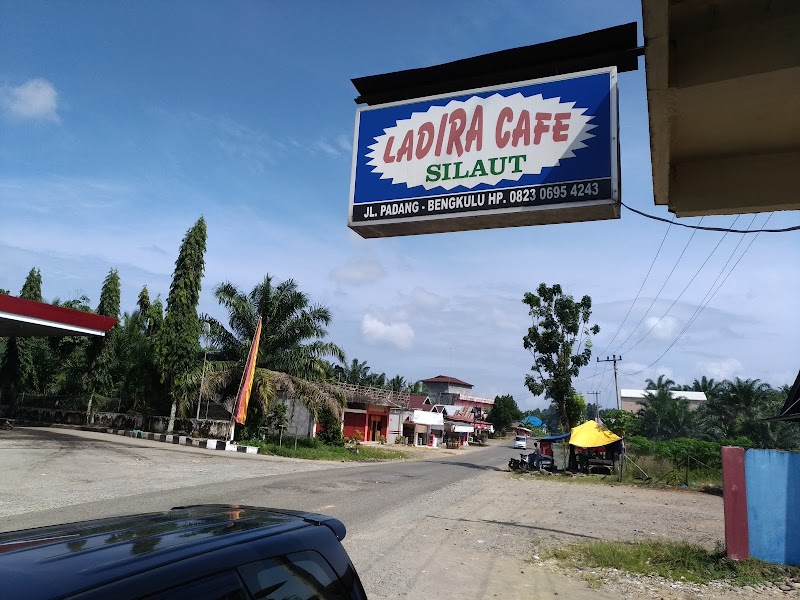 Foto Pom Bensin terdekat di Kab. Pesisir Selatan