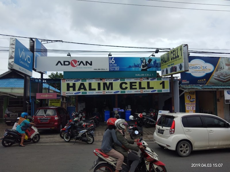 Toko Helm di Bontang