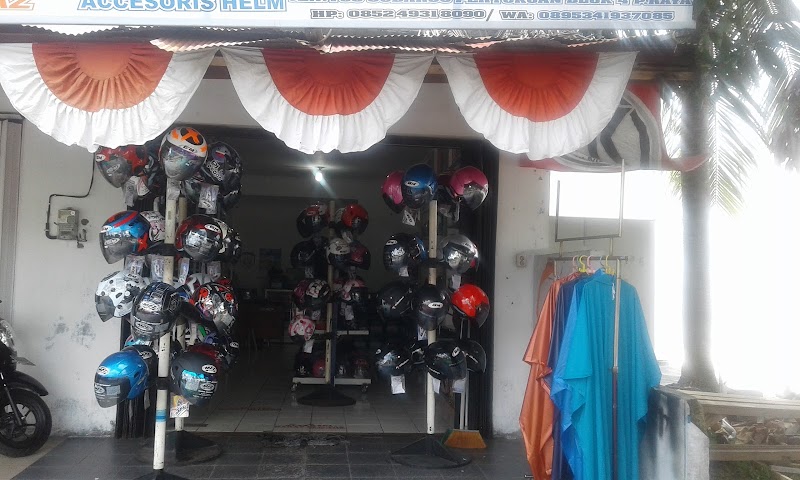 Toko Helm di Palangka Raya