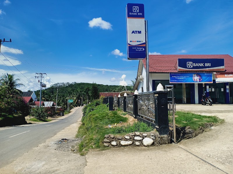 ATM Bank BRI Cabang Muaralabuh (2) terbaik di Kab. Solok Selatan