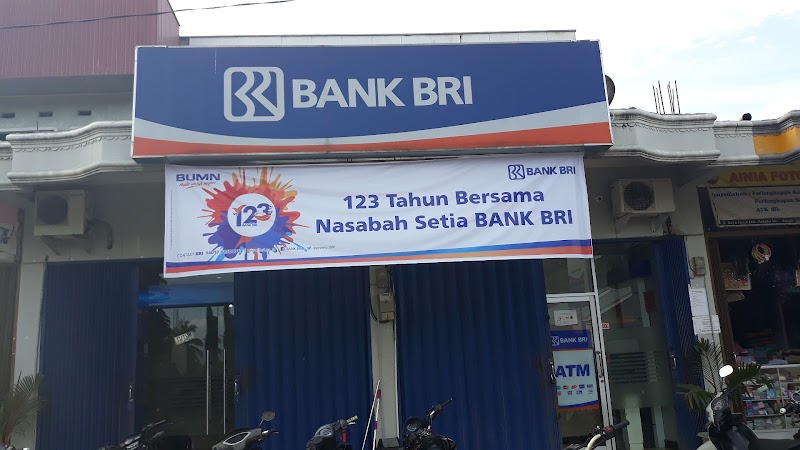 ATM Bank BRI Cabang Muaralabuh (3) terbaik di Kab. Solok Selatan