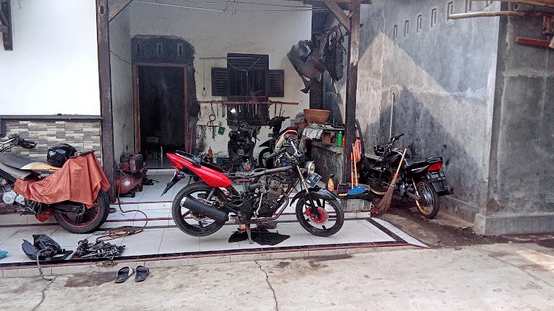 Bengkel motor terbaik di Kab. Cilacap