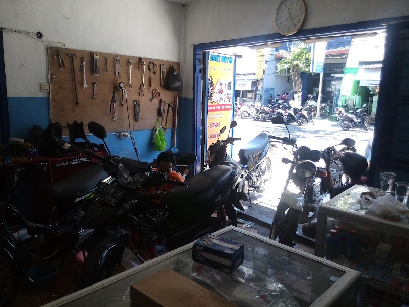 Bengkel motor terbaik di Kab. Gresik