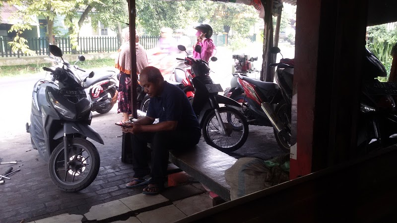 Bengkel motor terbaik di Kab. Sidoarjo