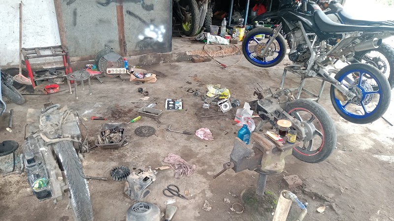 Bengkel motor terbaik di Kab. Tulungagung