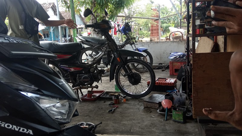 Bengkel motor terbaik di Kota Mojokerto