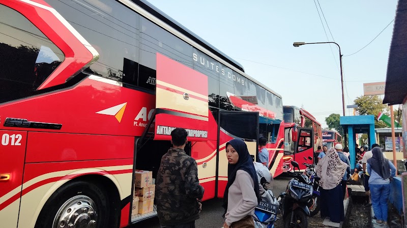 Agen Bus (1) terbaik di Kab. Pacitan