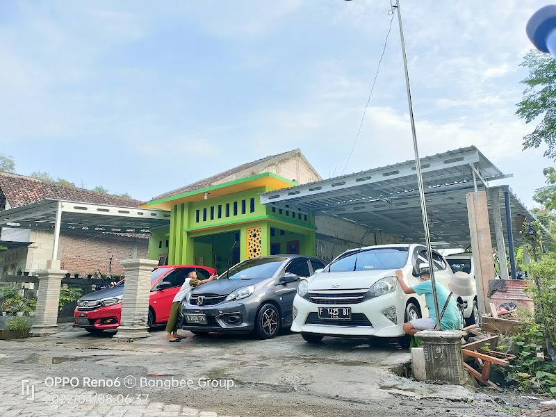 Rental Mobil (1) terbaik di Kab. Ngawi