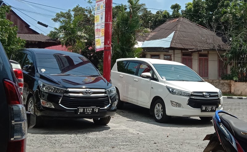 Rental Mobil (1) terbaik di Kota Manado