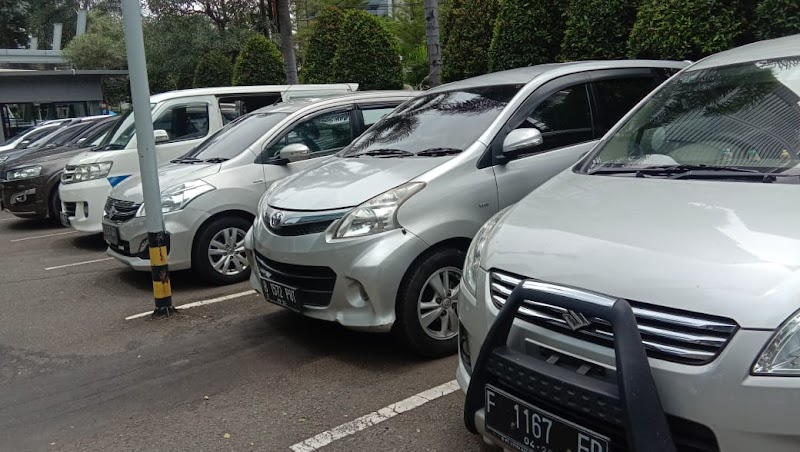 Rental Mobil (1) terbaik di Kota Tangerang Selatan