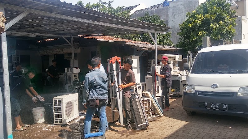 Service Ac Mobil (1) terbaik di Kota Cimahi