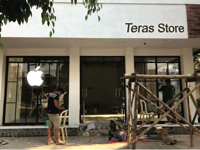 Service iPhone (1) terbaik di Kab. Jepara