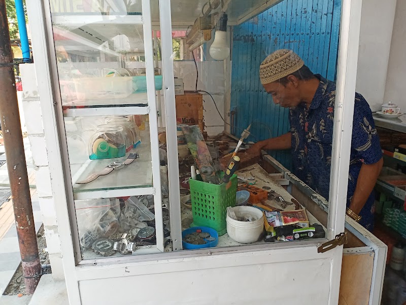 Service Jam Tangan (1) terbaik di Kab. Bojonegoro