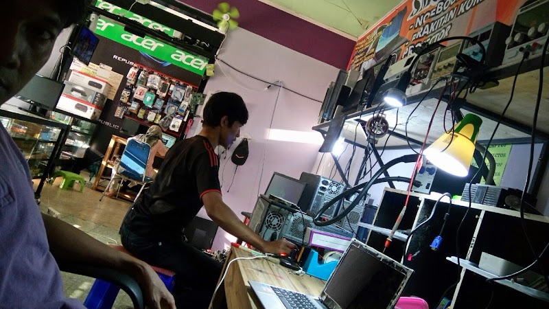 Service Laptop (1) terbaik di Kab. Klaten