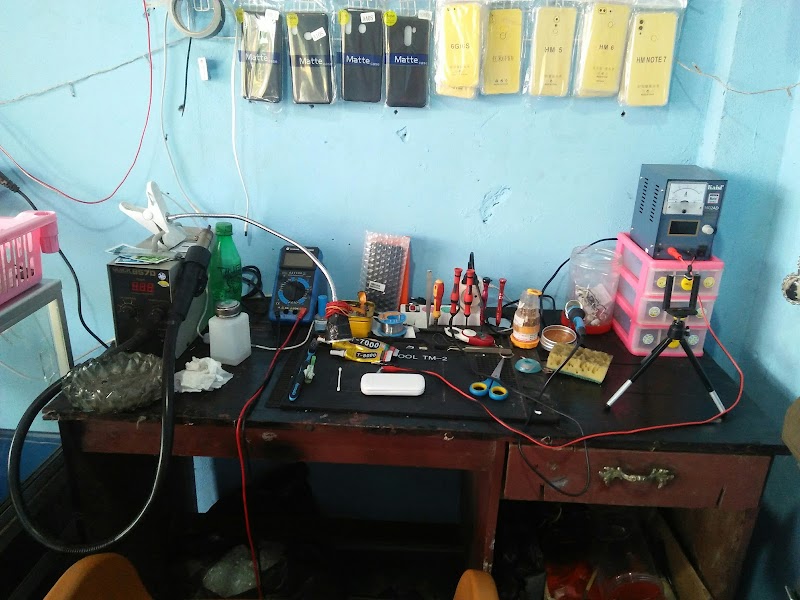 Service Laptop (1) terbaik di Kota Jambi