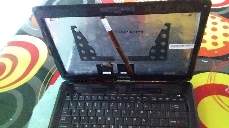 Service Laptop (1) terbaik di Kota Sukabumi