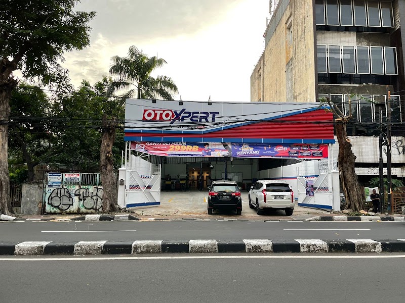 Service Mobil (1) terbaik di Jakarta Pusat