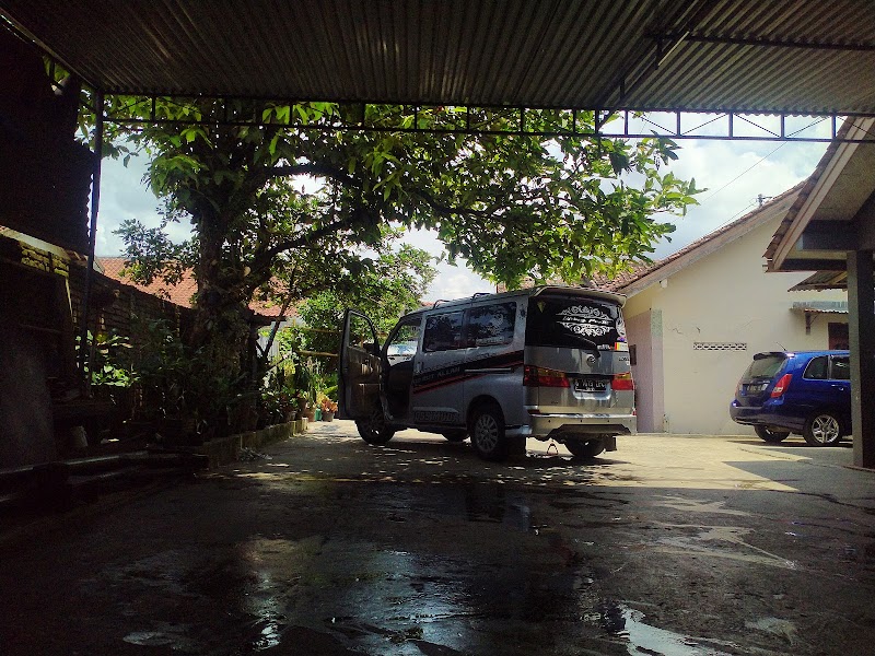 Service Mobil (1) terbaik di Kab. Banyumas