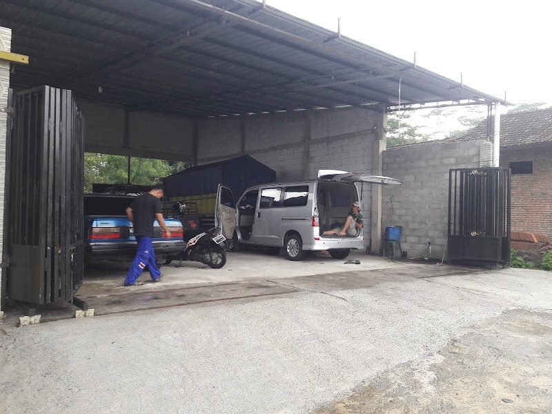 Service Mobil (1) terbaik di Kab. Boyolali