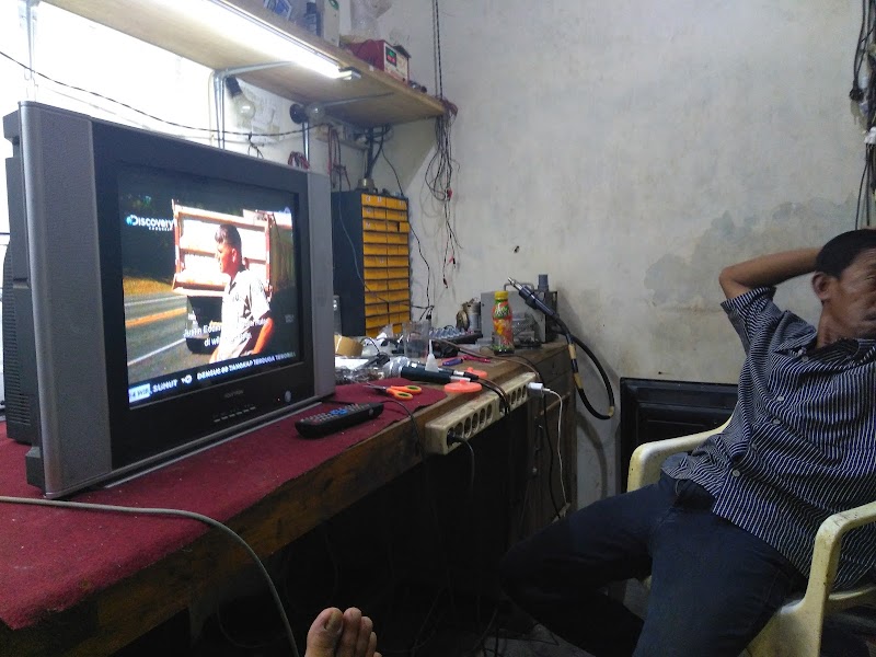 Service Tv (1) terbaik di Kab. Cilacap