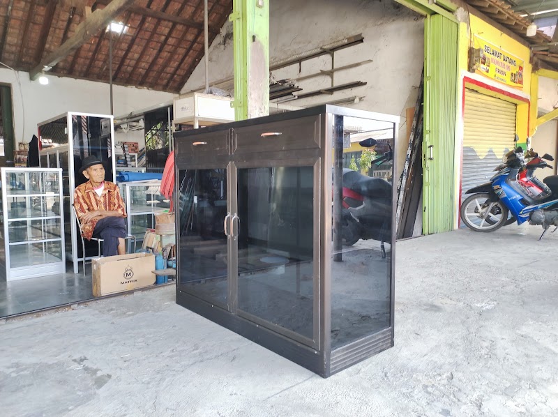 Toko Aluminium (1) terbaik di Kab. Brebes